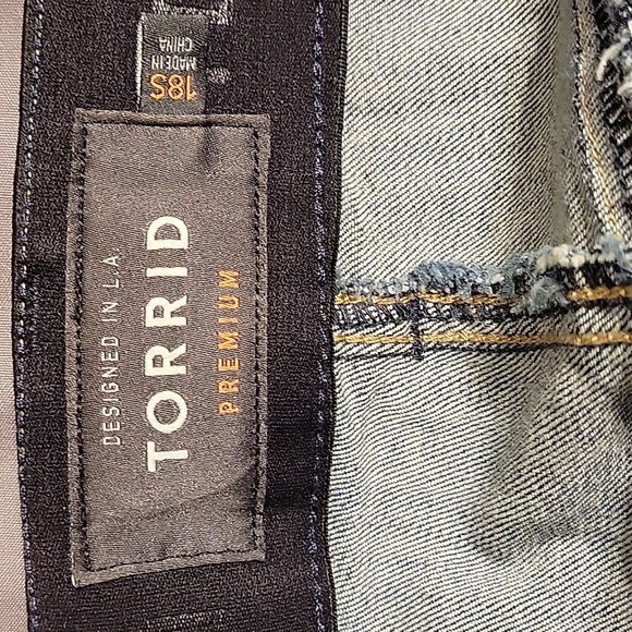 Torrid Jeans - Picture 3 of 4